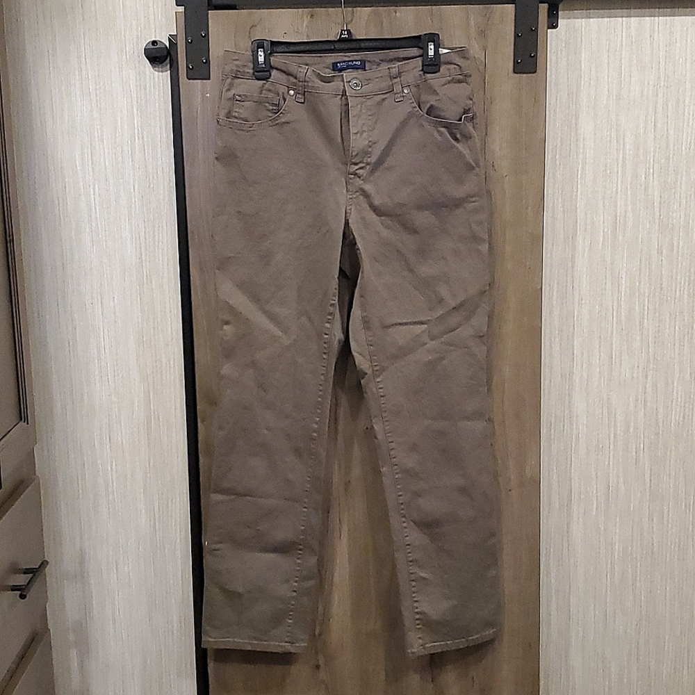 Women's Pants